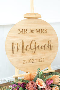 Round engraved Welcome Sign